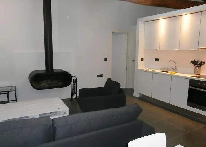 El Baile, Casa Con Jacuzzi Al Lado De Penafiel