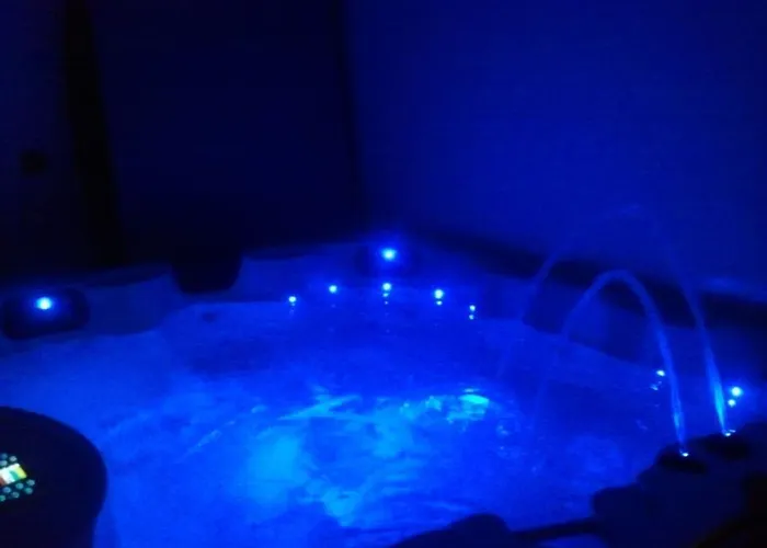 El Baile, Casa Con Jacuzzi Al Lado De Penafiel 빌라